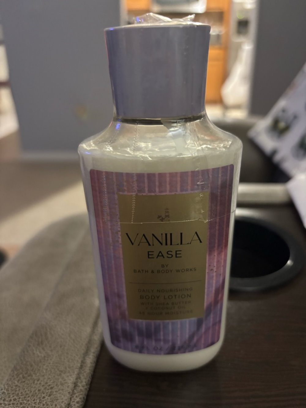 Bath & Body Works Vanilla Ease Lotion - Lavender Label